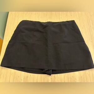 Abercrombie & Fitch Scarlett Mini Skort